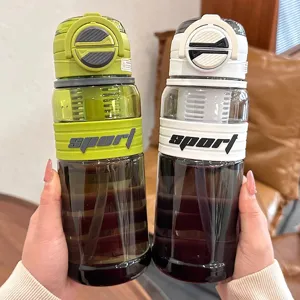 Große Kapazität Outdoor Sport Wasserflasche Mit Strohhalm Und Teesieb Tragbarer PC Kunststoffbecher Für Paare Reisen Fitness