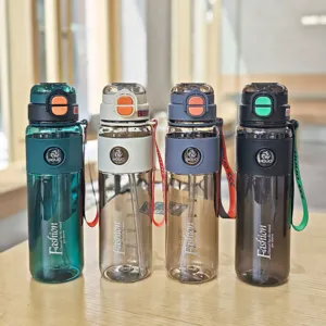 Tragbare Kunststoff-Sporttrinkflasche mit Strohhalm und Griff, auslaufsicheres Design.