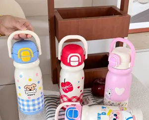 Süße 316 Edelstahl Isolierflasche mit Strohhalm und Griff für Mädchen Studenten.