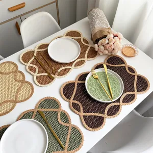Set da tavola intrecciato stile INS a forma di fiore tappetino isolamento termico