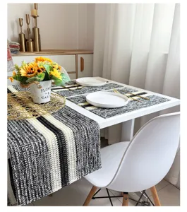 Tafelloper en placemat set van gevlochten papierkoord, landelijke stijl vintage.