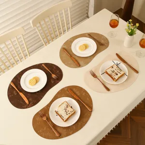 Set de table en cuir en forme de cajou nappe isolante de style nordique pour salle à manger.