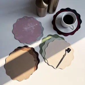 Kunstfluweel leer placemats geschulpte bloem design onderzetters hittebestendig kopjesmat.