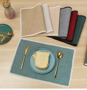 Kunstleinen Tischset mit zarter Spitzenkante, hitzebeständige Tischmatte für Esszimmerdekoration.
