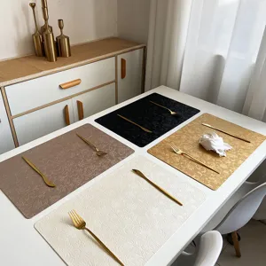 Set da tavola in ecopelle goffrata in stile cinese per decorare la sala da pranzo
