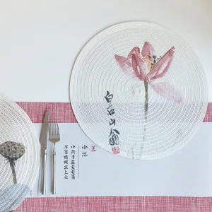 Runde Ramie Tischset mit chinesischem Lotus-Tintendruck, elegante Isolierunterlage für den Teetisch.