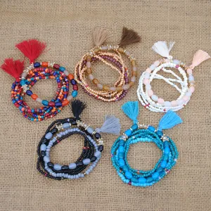 Conjunto de pulseras de cuentas multicapa bohemias con borlas coloridas para mujeres playa