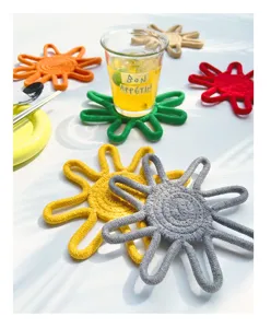 Mantel individual de girasol de cuerda de algodón hecho a mano, alfombrilla térmica nórdica.