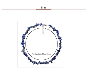 Collana choker artigianale in cristallo colorato con perimetro di 38cm e catena di estensione.