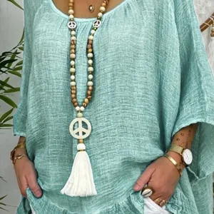 Longue collier de perles en bois style bohème avec pendentif symbole de paix pour femme