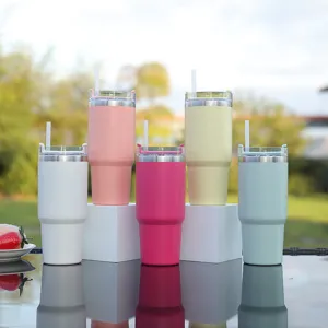 Stainless steel insulated tumbler with straw lid, multi-color portable car cup for travel.