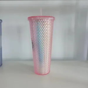 Rosa glitzernder Becher 24oz doppelwandiger Kunststoffbecher mit Strohhalm und Diamantdesign.