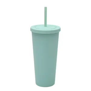 Bicchiere di plastica a doppia parete da 710ml con cannuccia e coperchio, tazza verde opaca.