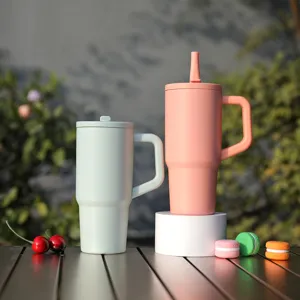 710ml stainless steel insulated tumbler with straw lid and handle for daily use outdoor.