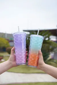 Διπλό τοίχωμα glitter κούπα με λέπια γοργόνας και καλαμάκι, κομψό καλοκαιρινό ποτήρι.