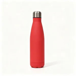 Detailed view of the 500ml insulated stainless steel cola bottle with red rubber paint finish.