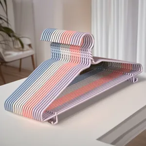 Kleurrijke antislip kunststof kinderkleerhangers ruimtebesparende garderobeopslag