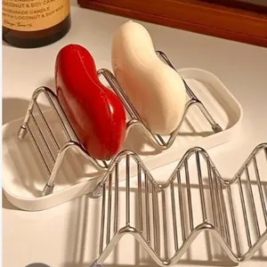Edelstahl Seifenhalter mit Abtropfschale, wellenförmiges Badregal für Dusche und Waschbecken.