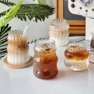 Taza de café de nube de vidrio transparente, vaso de agua con diseño ondulado para leche y jugo.