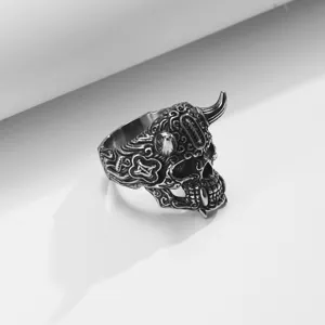 Stainless steel gothic dark skull ring detail view, vintage long-horned monster men jewelry