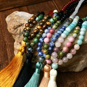 Natuursteen 108 kralen lange trui ketting bohemian vintage stijl gedetailleerde weergave.