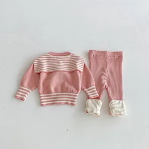 Conjunto de dos piezas de suéter y pantalón de punto a rayas rosa para bebé, otoño suave.