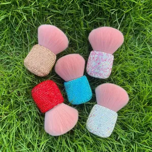 Fluffy Mushroom Makeup Brush Rhinestone Handle Soft Powder Blush Brush Cosmetic Tool For Women Daily Makeup