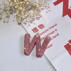 Rosa Strass Buchstabe W Schlüsselanhänger, glänzender Kristall Initialen Anhänger für Taschen.