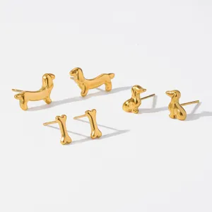 Vergoldete edelstahl dackel hund und knochen ohrstecker set für damen modeschmuck