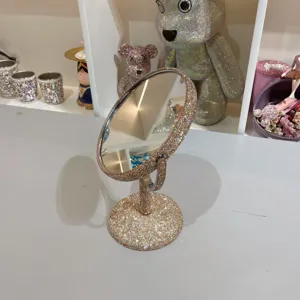 Strass Desktop Schminkspiegel doppelseitig drehbar Kosmetikspiegel mit glänzenden Kristallen