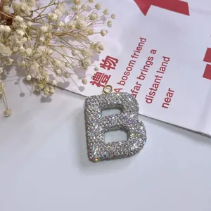 Glänzender Strass Buchstaben B Schlüsselanhänger, glitzernder Taschenschmuck für Autos.