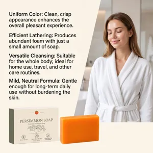 Persimone Reinigungsseife Detailansicht mit reichlich Schaum für sanfte tägliche Körperpflege.