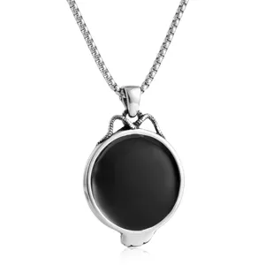 Collana con ciondolo teschio in acciaio inossidabile, stile vintage con specchio nero rotondo.