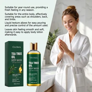 Dettaglio del bagnoschiuma tea tree OceAura con texture fluida per una pelle pulita e fresca.
