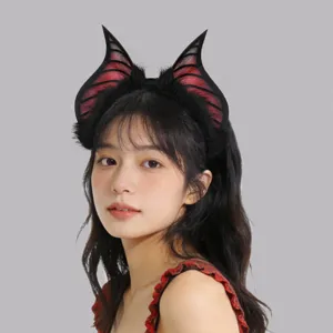 Diadema de orejas de murciélago de Halloween para cosplay, diseño de felpa negro rojo vista.