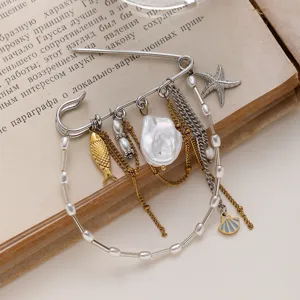 Squisita spilla elegante in acciaio inossidabile con perle pesci e pendenti per donne.