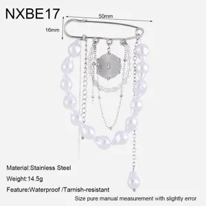 Spilla in acciaio inossidabile con perle e catene multiple per accessori di moda donna.