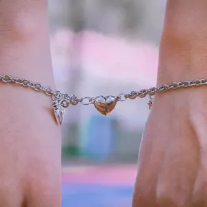 Set di Braccialetti per Coppie a Cuore Magnetico in Acciaio al Titanio Bracciale a Catena con Ciondolo a Croce a Forma di Chiave con Lucchetto Minimalista per Amanti Gioielli Uomo Donna