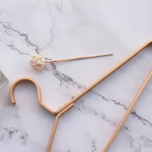 Nordic gold aluminum alloy clothes hanger, flat wire design for wardrobe and drying use.