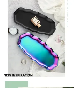 Creative stainless steel wavy jewelry tray cosmetic and aromatherapy storage plate detail.