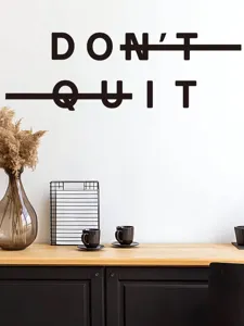 Motiverende muursticker met DON'T QUIT quote, perfect voor thuis kantoor en fitnessruimte decor.