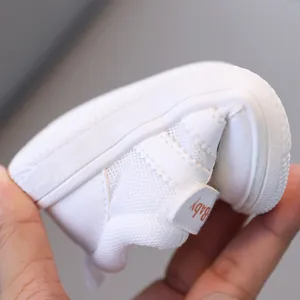 Scarpe primi passi bambino bianche suola morbida sneakers neonato traspiranti comode