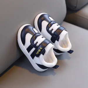 Scarpe primi passi bambino rete traspirante suola morbida sneakers antiscivolo a strappo