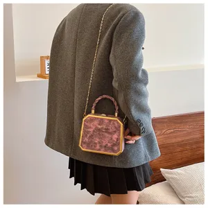 Dames gemarmerde PU lederen tas doos schoudertas met ketting en gevlochten handvat mode.