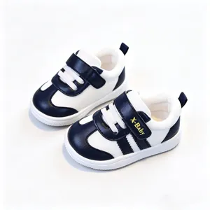 Scarpe da ginnastica antiscivolo per bambini 1-3 anni, scarpe neonato bianco e blu.