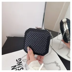 Squisita borsa a tracolla mini catena in rete di strass, elegante borsetta nera donna.