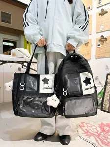 Ensemble de sac à dos et sac cabas style campus japonais avec fenêtre et étoile chic.