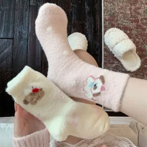 Gemütliche flauschige Wintersocken mit niedlichem Cartoon-Tier-Design, dicke warme Plüsch-Socken Damen.
