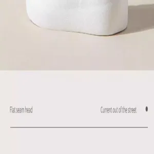 Gedetailleerd overzicht van het platte hoofd ontwerp van naadloze katoenen sokken.