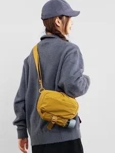 Japanischer Stil lässige Umhängetasche Schultertasche mit Flaschenhalter für den Alltag